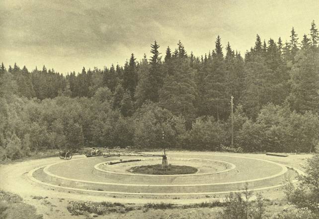 Krbanan R 22,3 m till yttre stenrad.JPG